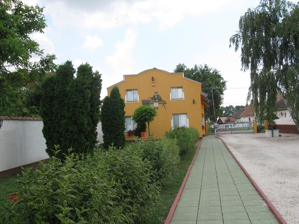 Platan Panzio Bed and Breakfast Nyúl Εξωτερικό φωτογραφία