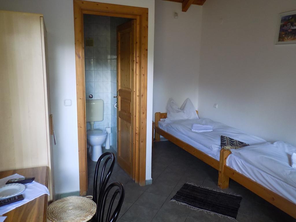 Platan Panzio Bed and Breakfast Nyúl Δωμάτιο φωτογραφία