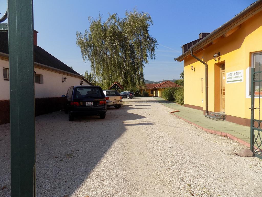 Platan Panzio Bed and Breakfast Nyúl Εξωτερικό φωτογραφία