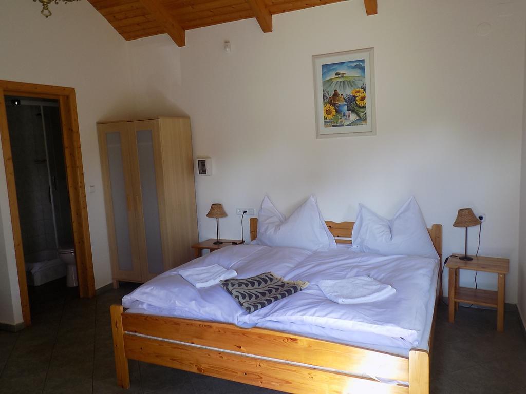 Platan Panzio Bed and Breakfast Nyúl Εξωτερικό φωτογραφία